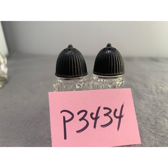 Vintage Diamond Cut Glass Salt & Pepper Shakers with Black Tops 1950s - Picture 7 of 7